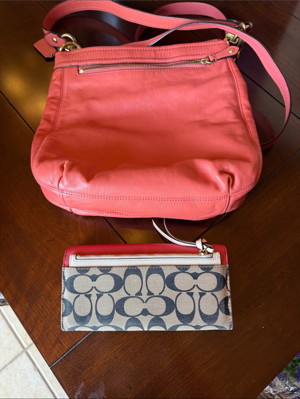 Coach Coral Leather Shoulder Bag with Coral Accent Wallet - Picture 3 of 12